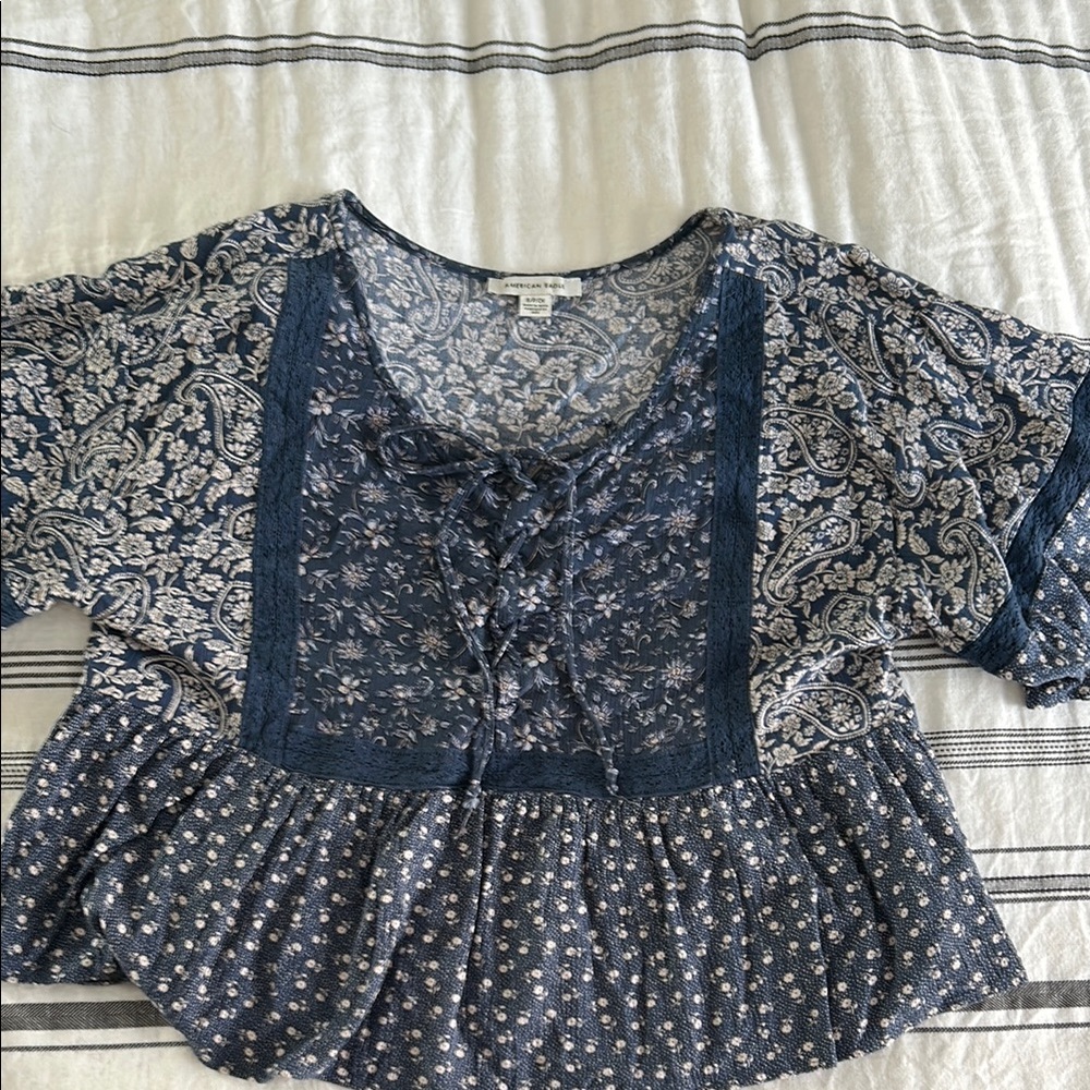 American Eagle Blue Floral Top